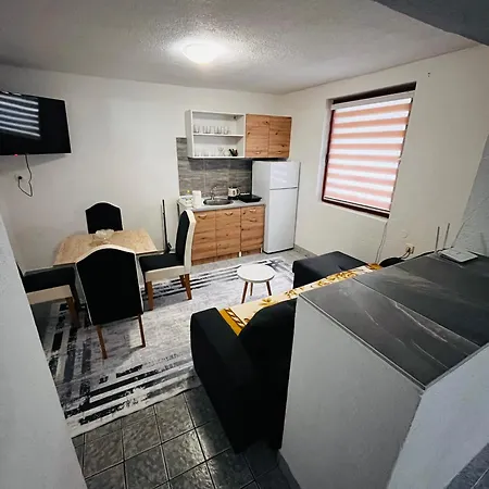 Apartment Cobras