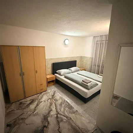 Cobras Apartment *